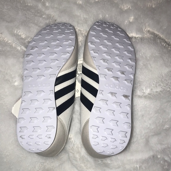 Adidas V Racer 2.0 women’s shoes size 7.5 & 9.5 - Picture 4 of 6